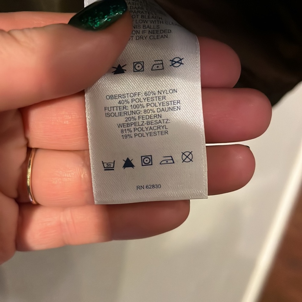 Lands End. S. 6-8. Brown puffer vest. Like new! make an offer - Picture 7 of 7